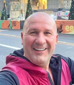 美国婚恋网男士图片