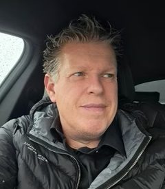 荷兰婚恋网男士图片