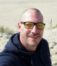 荷兰婚恋网男士图片