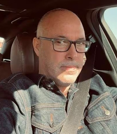 美国婚恋网男士图片